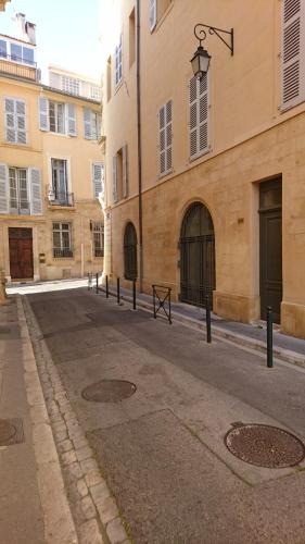 Aix FR Pavillon : Appartement proche de Le Tholonet