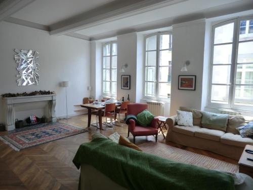 The Gallery Apartment : Appartement proche de Carcassonne