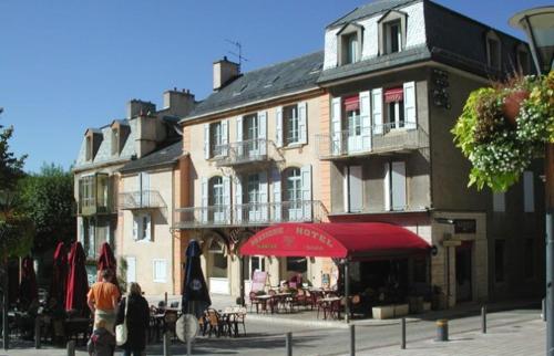 Hôtel Le Drakkar : Hotel proche de Saint-Sauveur-de-Ginestoux