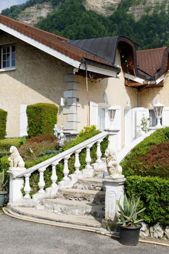 Villa Les Bruyères : Appartement proche de Saint-Cassien