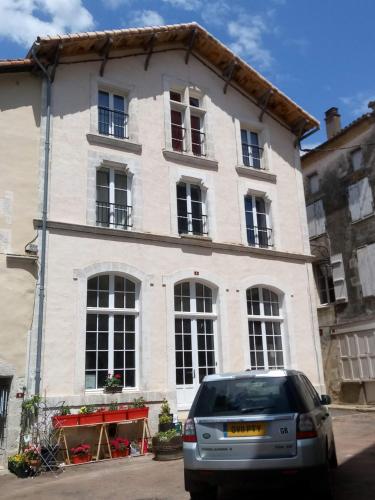 Merchants House : Chambres d'hotes/B&B proche de Saint-Amant-de-Bonnieure