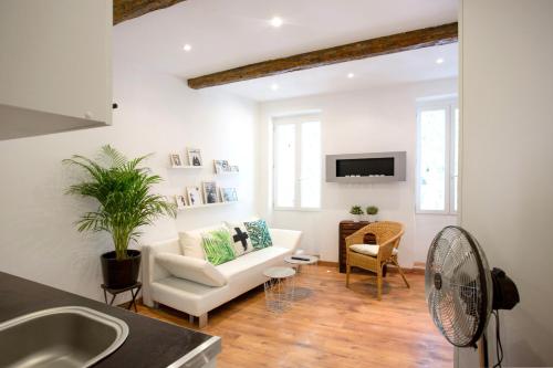 T2 Cozy et design - WiFi fibre : Appartement proche de Toulon