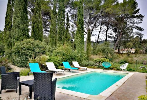 Villa Les Beaumes Luberon : Chambres d'hotes/B&B proche de Mérindol