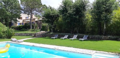 B&B Charming suite and pool : Chambres d'hotes/B&B proche de Fayence