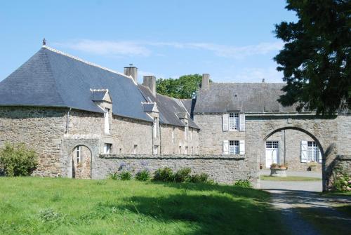 Holiday home Gites du Manoir du Ranleon - 1 : Hebergement proche de Saint-Trimoël