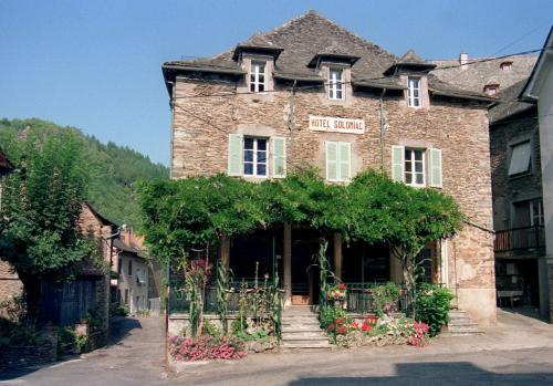 Hotel Solomiac : Hotel proche de Saint-Christophe-Vallon