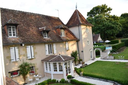 Le Petit Chateau De Sainte Colombe : Chambres d'hotes/B&B proche de Levroux