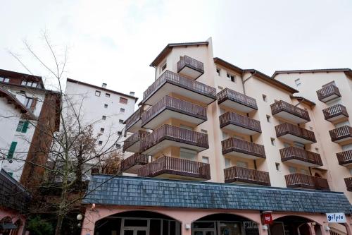 Résidence La Tarentaise : Appartement proche de Hautecour