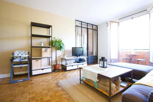 Le Gambetta T4 apartment : Appartement proche de Saint-Marc-Jaumegarde