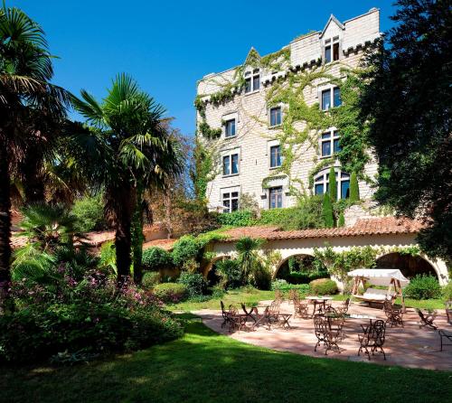 Château De Riell : Hotel proche de Vinça