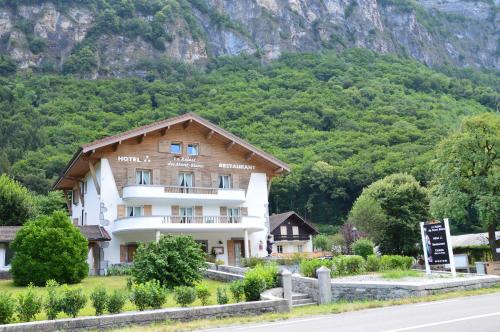 Le Relais Du Mont Blanc : Hotel proche de Magland
