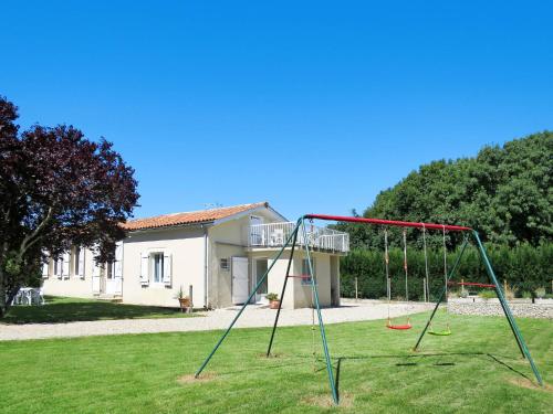 Ferienhaus Begadan 110S : Hebergement proche de Mortagne-sur-Gironde