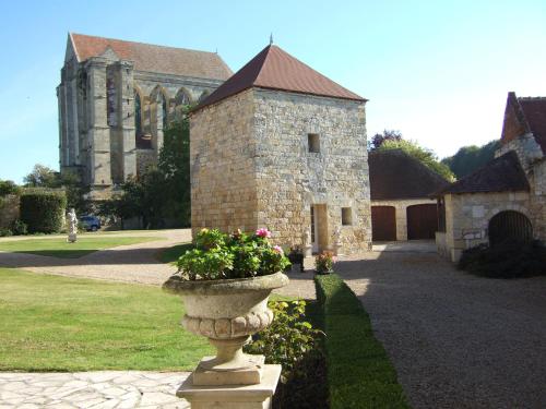 Clos de l'Abbaye : Chambres d'hotes/B&B proche de Le Quesnel-Aubry