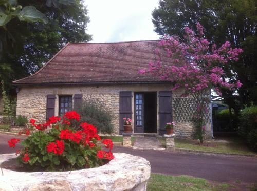 Cottage Poppy : Hebergement proche de Rouffignac-Saint-Cernin-de-Reilhac