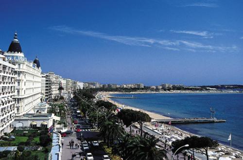 Immeuble le Palm Flor : Appartement proche de Cannes