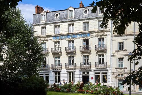 Hôtel De France Et De Guise : Hotel proche de Villebarou