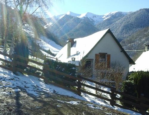 Chalet de charme Pyrénées : Hebergement proche d'Augirein