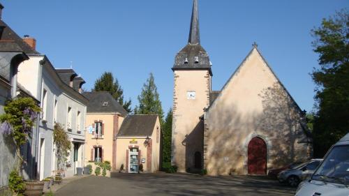 gite montreuil le henri 3 pers : Appartement proche de Villedieu-le-Château
