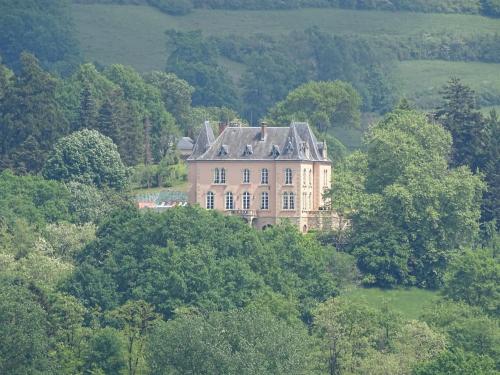 Chateau du Bois Noir : Hebergement proche de Louignac