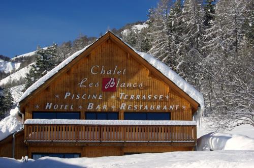 Chalet Hôtel Les Blancs : Hotel proche de Colmars