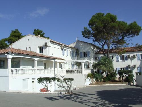 Le Sarac Hôtel : Hotel proche de Bélarga