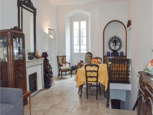 Three-Bedroom Holiday Home in Bastia : Hebergement proche de San-Martino-di-Lota