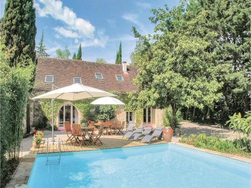 Holiday home Les Farges O-592 : Hebergement proche de Thenon