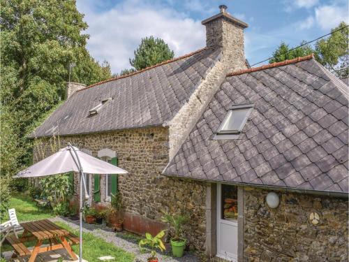 One-Bedroom Holiday Home in Tremeven : Hebergement proche de Le Faouët