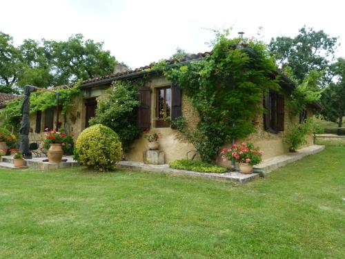 Villa Le Dours, 32260 Ornézan, France : Hebergement proche d'Auch