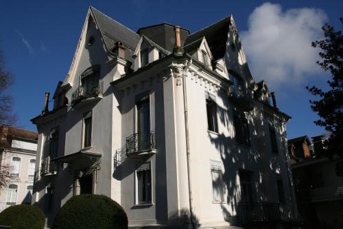 Appartement dans maison bourgeoise : Appartement proche de Bagnères-de-Luchon