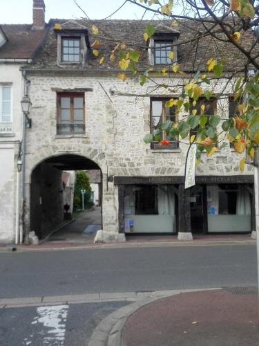 Chambres d'hôtes Alexia : Chambres d'hotes/B&B proche de Hadancourt-le-Haut-Clocher
