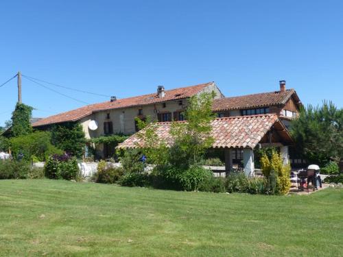 La ferme Plate : Hebergement proche de Saint-Élix-le-Château