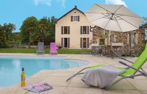 Arsague Villa Sleeps 6 Pool WiFi : Hebergement proche de Baigts-de-Béarn