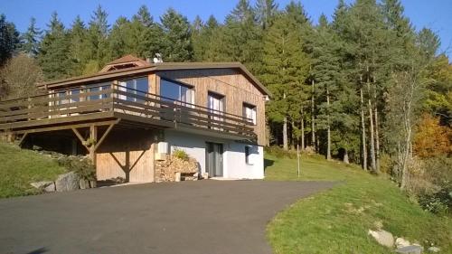 chalet vue imprenable veranda terrasse sauna wifi : Hebergement proche de Xonrupt-Longemer