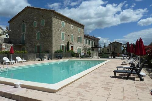 Large Ground Floor Apartment With 2 Bedrooms And A Big Terrace : Appartement proche de Tornac