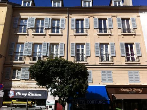 bel appartement hyper centre : Appartement proche de Croissy-sur-Seine