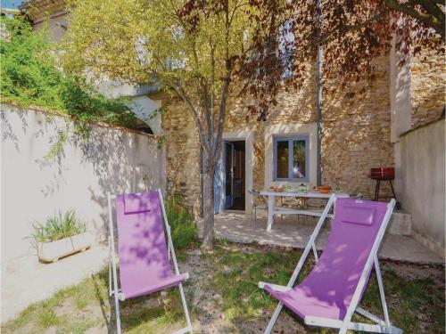 Three-Bedroom Holiday home Villes-sur-Auzon with a Fireplace 09 : Hebergement proche de Méthamis