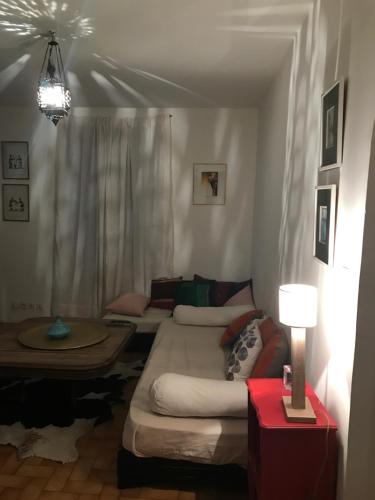 Appartement ensoleile au 3 eme etage calme : Appartement proche de Les Lilas