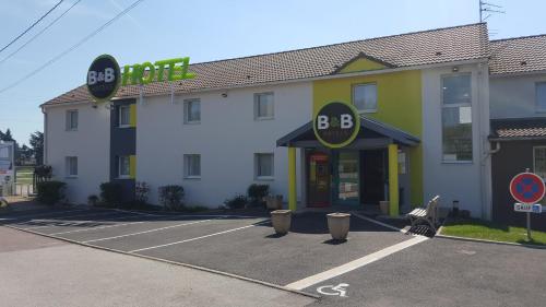 B&B Hôtel Chalon-Sur-Saone Sud : Hotel proche de Lalheue