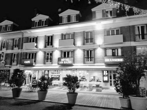 Hôtel Des Bains : Hotel proche de Saint-Martin-aux-Buneaux