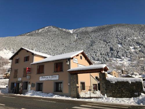 Le Campcardos : Hotel proche de L'Hospitalet-près-l'Andorre