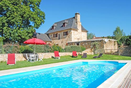 Grezes Villa Sleeps 6 Pool WiFi : Hebergement proche de Saint-Cernin-de-Larche