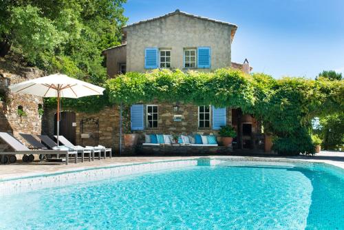 La Garde-Freinet Villa Sleeps 8 Pool Air Con WiFi : Hebergement proche de La Garde-Freinet