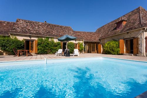 Saint-Marcel-du-Perigord Villa Sleeps 8 Pool WiFi : Hebergement proche de Baneuil