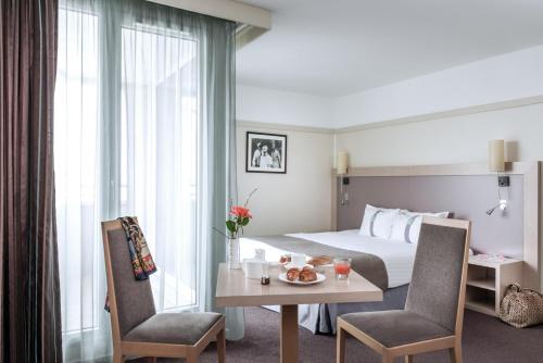 Holiday Inn Paris Montparnasse Pasteur : Hotel proche du 15e Arrondissement de Paris