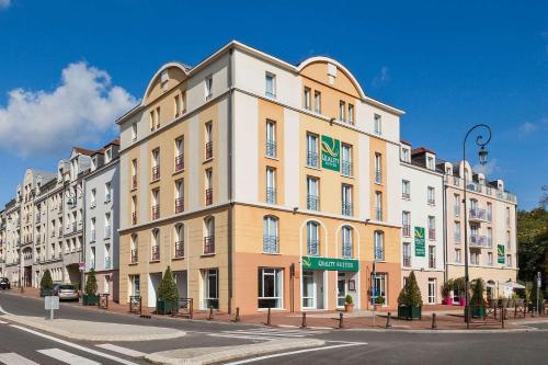 Quality Suites Maisons-Laffitte Paris Ouest : Hotel proche de Saint-Germain-en-Laye