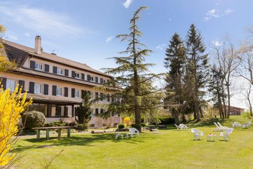Hotel The Originals Rey du Mont Sion Saint-Julien-en-Genevois Sud (ex Inter-Hotel) : Hotel proche de Neydens