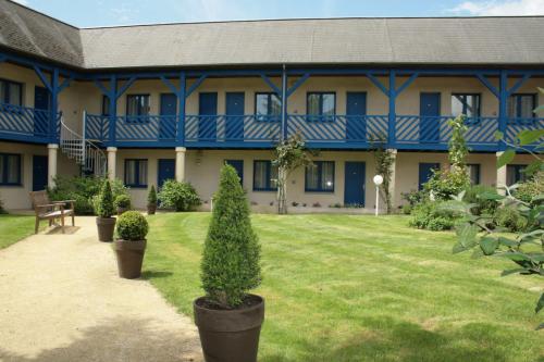 Capricorne : Hotel proche de Montigny-le-Gannelon