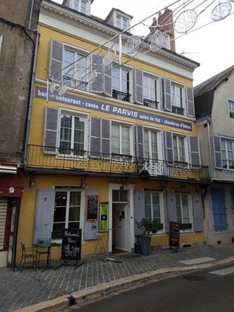 Le Parvis : Chambres d'hotes/B&B proche de Berchères-les-Pierres