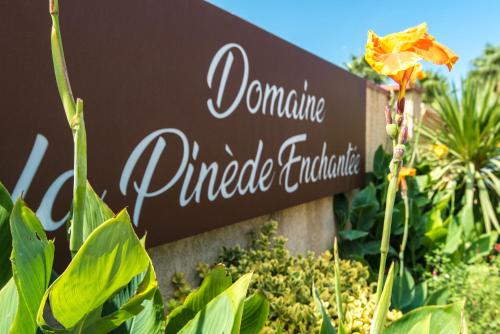 Domaine La Pinède Enchantée : Hotel proche de Palau-del-Vidre